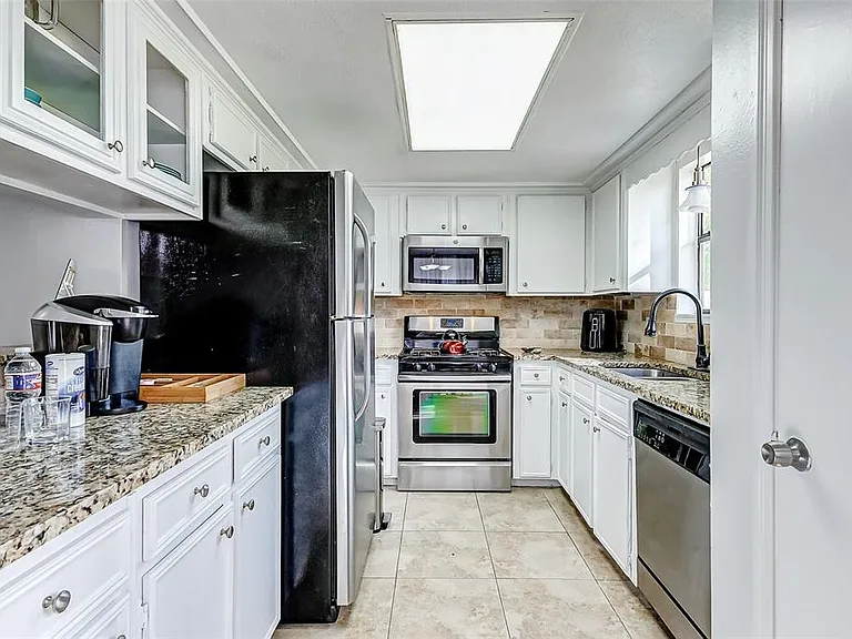 92 N Deerfoot Cir — Photo 11