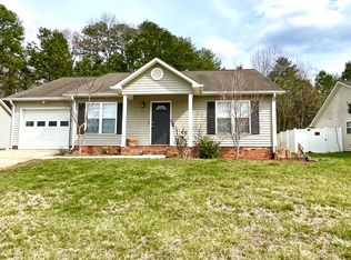 1660 Park Terrace Ln, Winston Salem, NC 27127