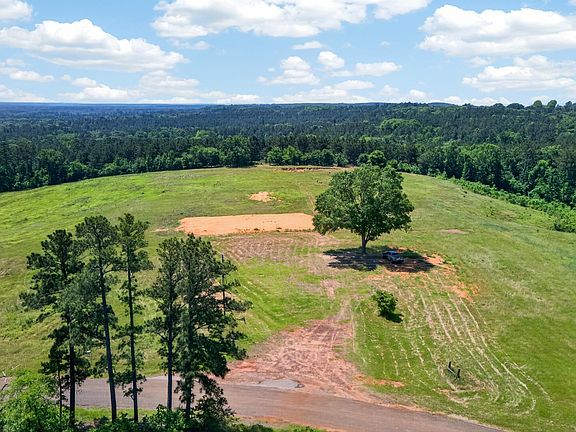 3rd image of 2970 County Road 1905