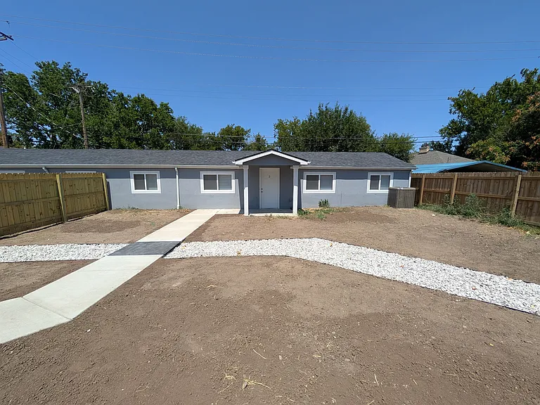2220 W 13th St N #2 — Photo 15