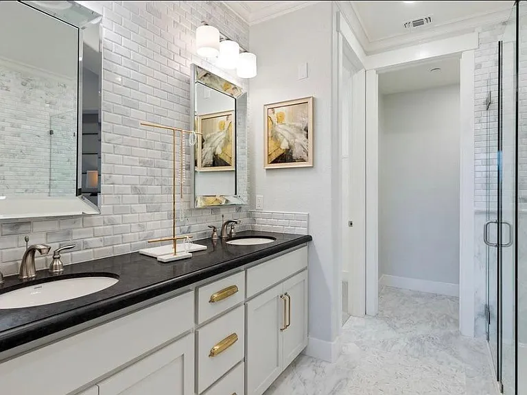 6811 Skyview Dr — Photo 5