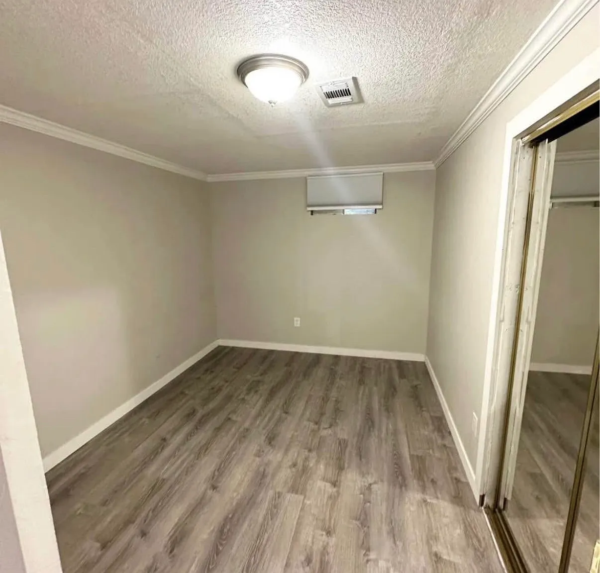 2 bed, 800 sqft, $1,700 — Photo 4