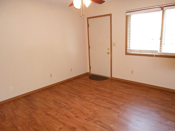 4th image of 420 6th Ave APT 5