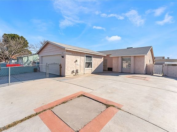 2nd image of 4501 Queen Angel Ct