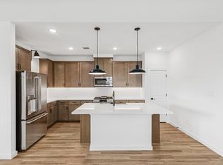 203 S Rose Marie Ln, Montgomery, TX 77356