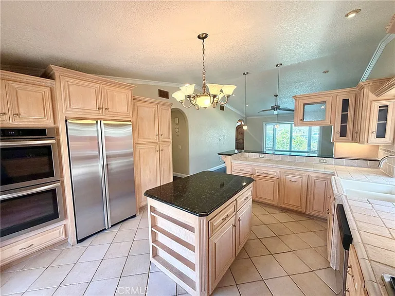 9272 Sunridge Dr — Photo 4