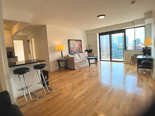 Rented by Livin USA LLC | media 16