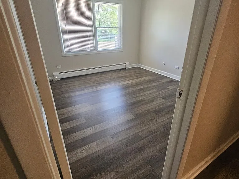 Maple Apts — Photo 25