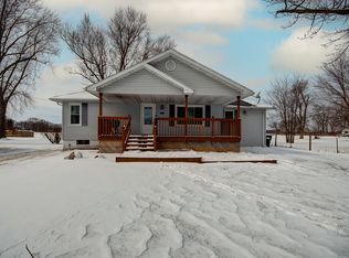 1168 N 5000w Rd, Kankakee, IL 60901