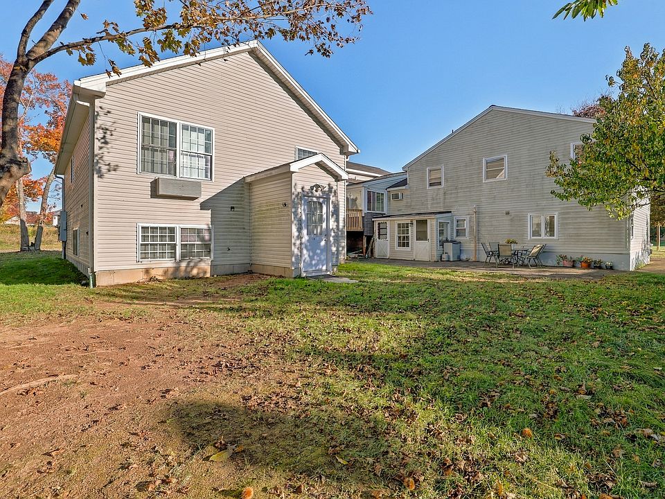 1st image of 1629 Meriden Rd #4