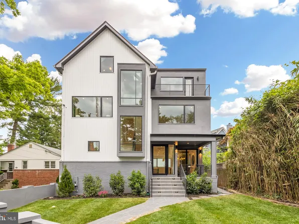 4525 Grant Rd NW, Washington, DC 20016