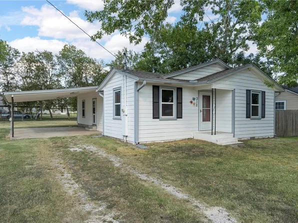 312 E Colorado St, Bremond, TX 76629