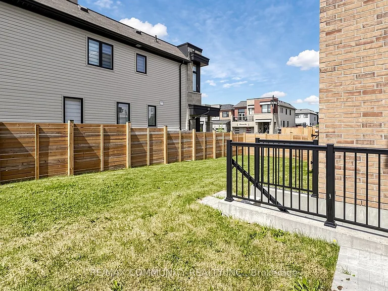 2 Cryderman Ln — Photo 44