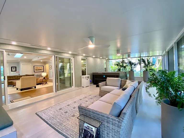 907 Tropic Dr — Photo 12