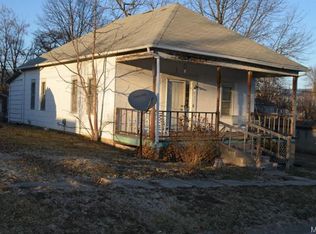 107 E Missouri St, Bland, MO 65014