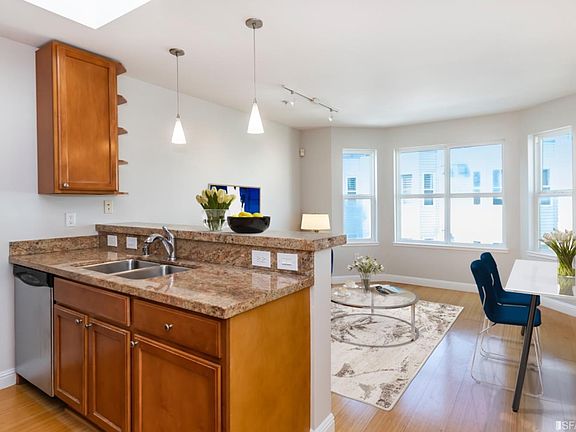 2nd image of 470 Clementina St Unit 304