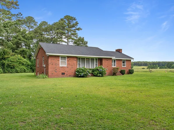 445 Lee County Line Rd, Broadway, NC 27505