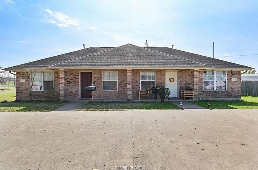 1st image of 3603 Elaine Dr