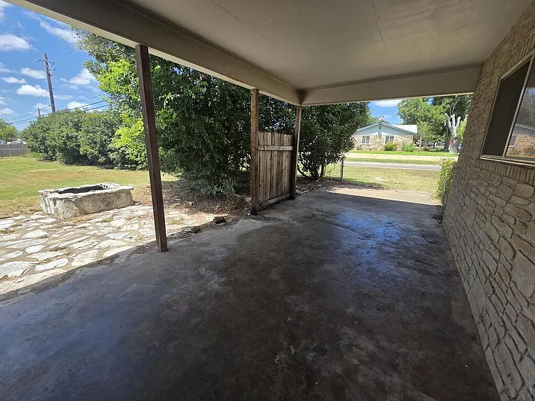 333 W Nimitz St — Photo 17