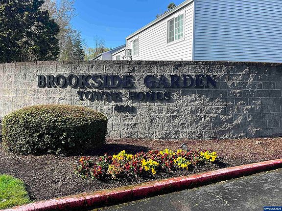 2nd image of 4001 12th St SE Unit 31