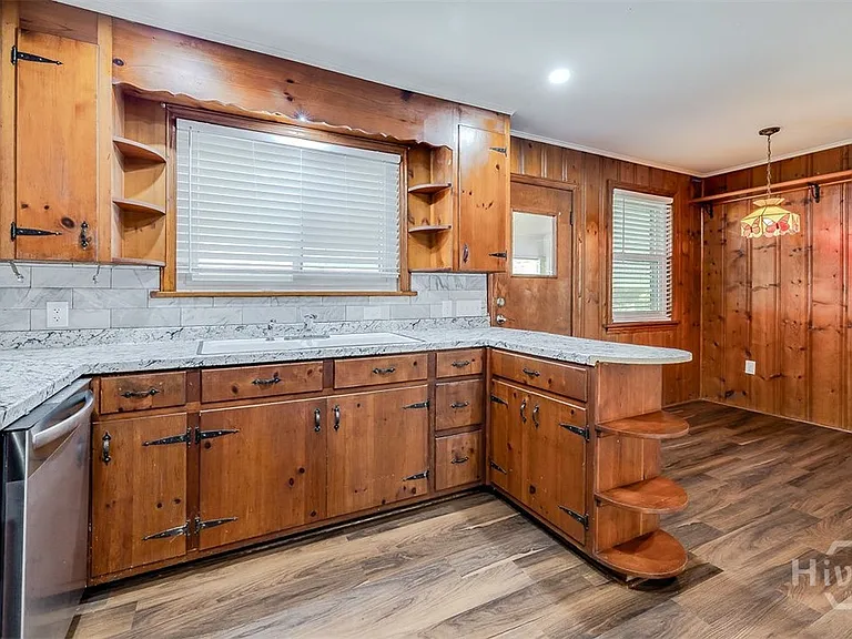 16 Herty Ave — Photo 13