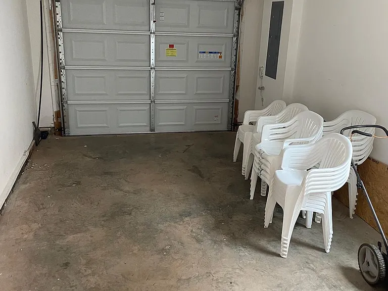7808 Oak St — Photo 32