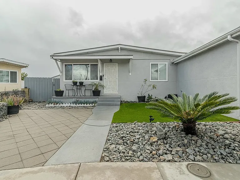 4971 Dassco Ct #4 — Photo 1
