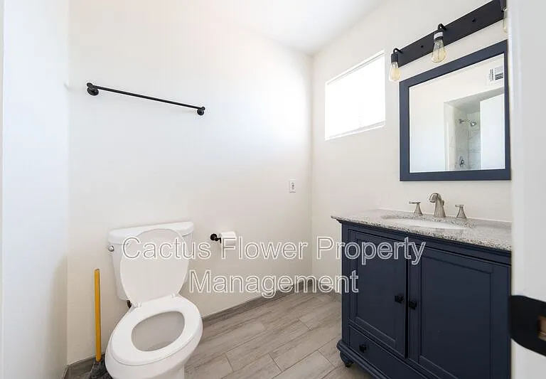 2147 W Edgewood Ave — Photo 14