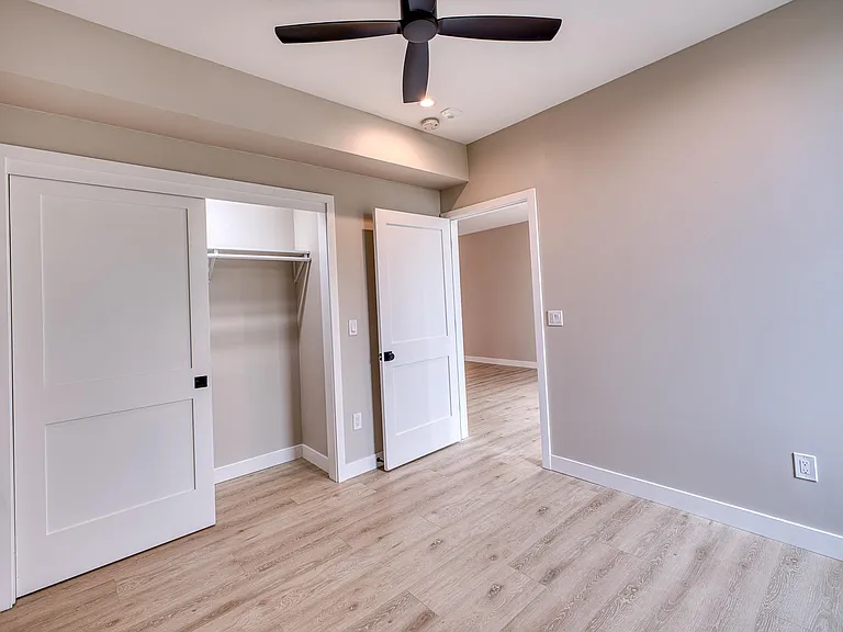 4202 Telegraph Ave #302 — Photo 13