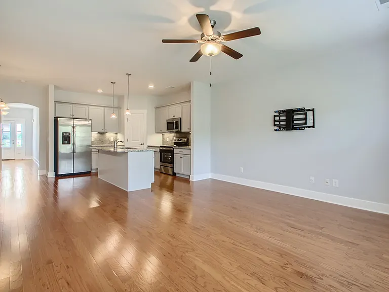 3007 Blueberry Ln — Photo 7