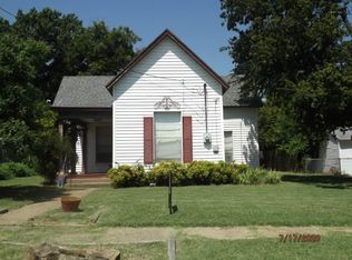 207 N Archer St, Henrietta, TX 76365