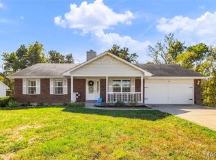 39 Scarlet Oak Ct, Troy, MO 63379