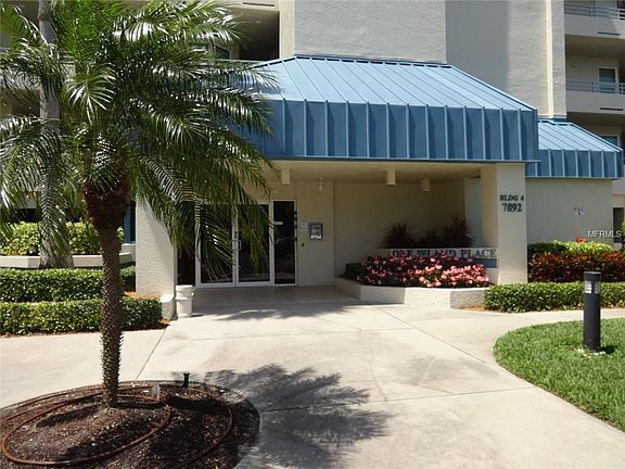 3rd image of 7892 Sailboat Key Blvd S APT 104
