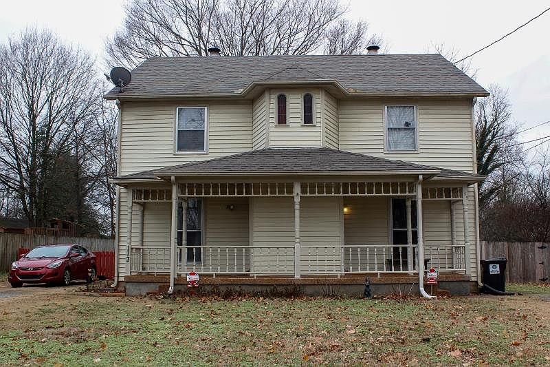 1st image of 113 Oak St