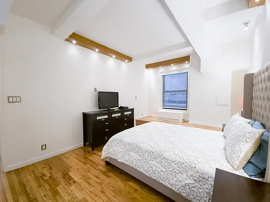 Rented by WAM Partners - William Moses Co. | media 27