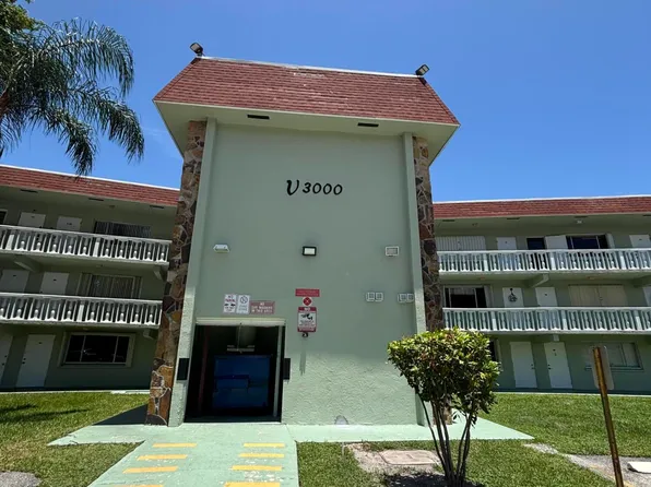 3000 SPRINGDALE Boulevard #316, Palm Springs, FL 33461