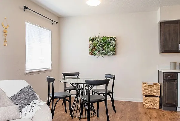 University Crossing Apartments and Townhomes