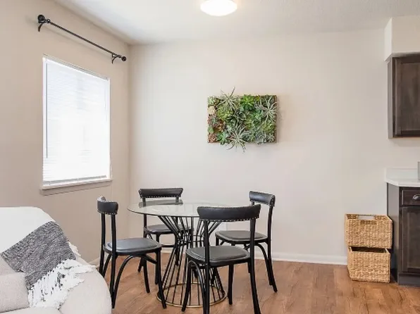 University Crossing Apartments and Townhomes