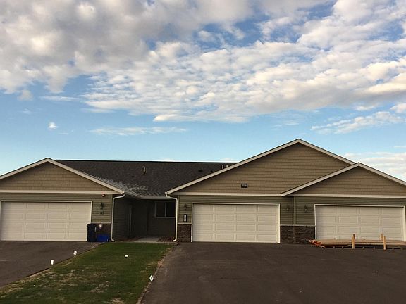 2nd image of 3981 Nicholas Dr #5wd3ddyk1