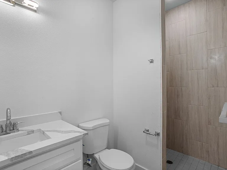 2400 Benbrook Dr #108 — Photo 24