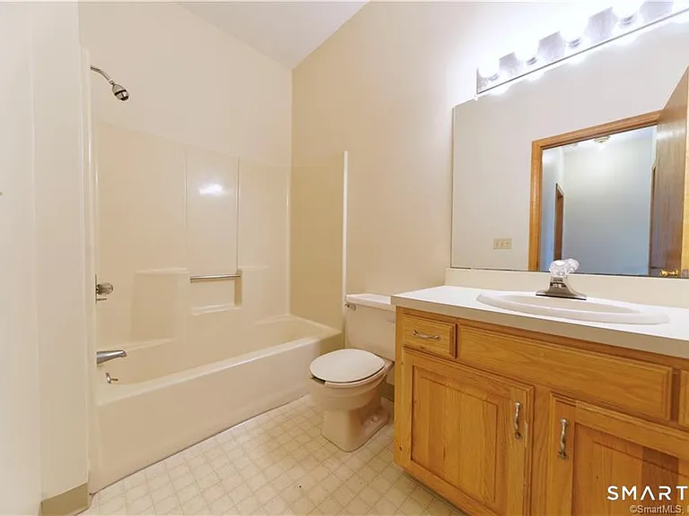 33 Ivy Ln #33 — Photo 17
