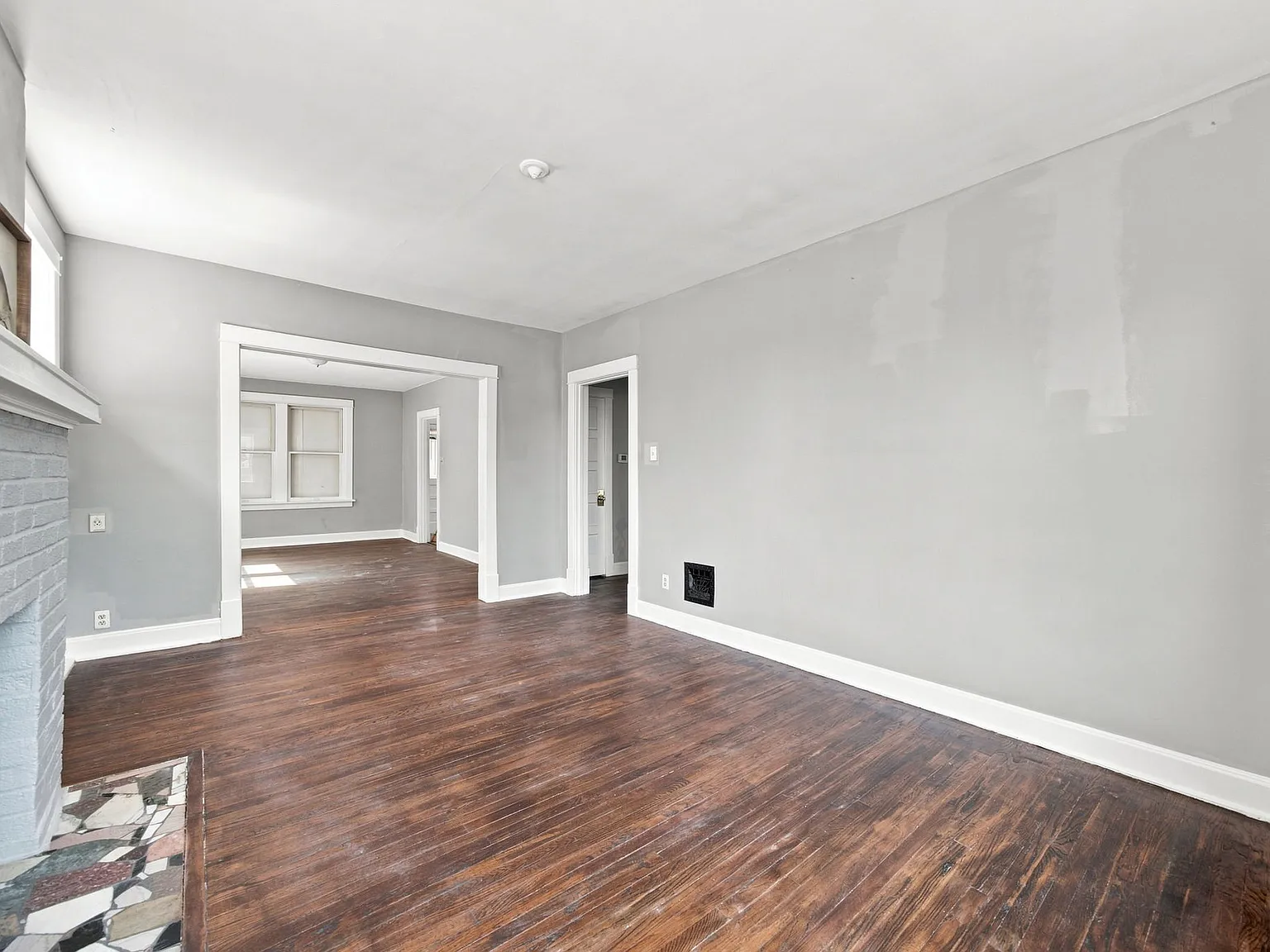 2 bed, 1025 sqft, $1,250 — Photo 3