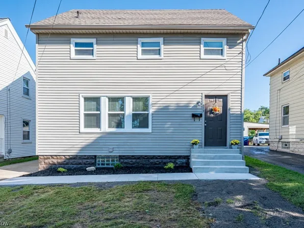 413 W Wilson St, Struthers, OH 44471