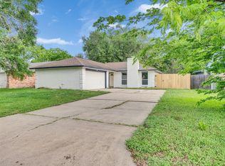 3915 Brumbelow St, Rosenberg, TX 77471
