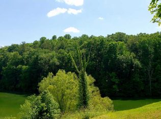 901 Timber Lake Cir, Sevierville, TN 37876