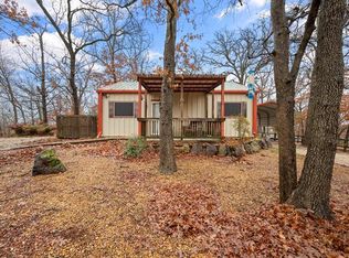 121 Kingsview Dr, Streetman, TX 75859