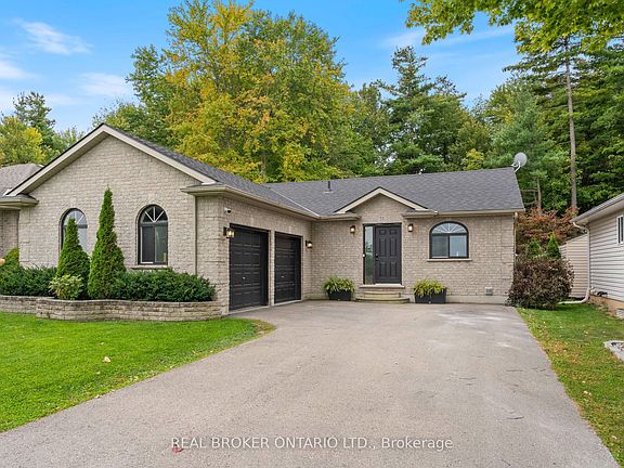 2nd image of 53 Hawtrey Rd N