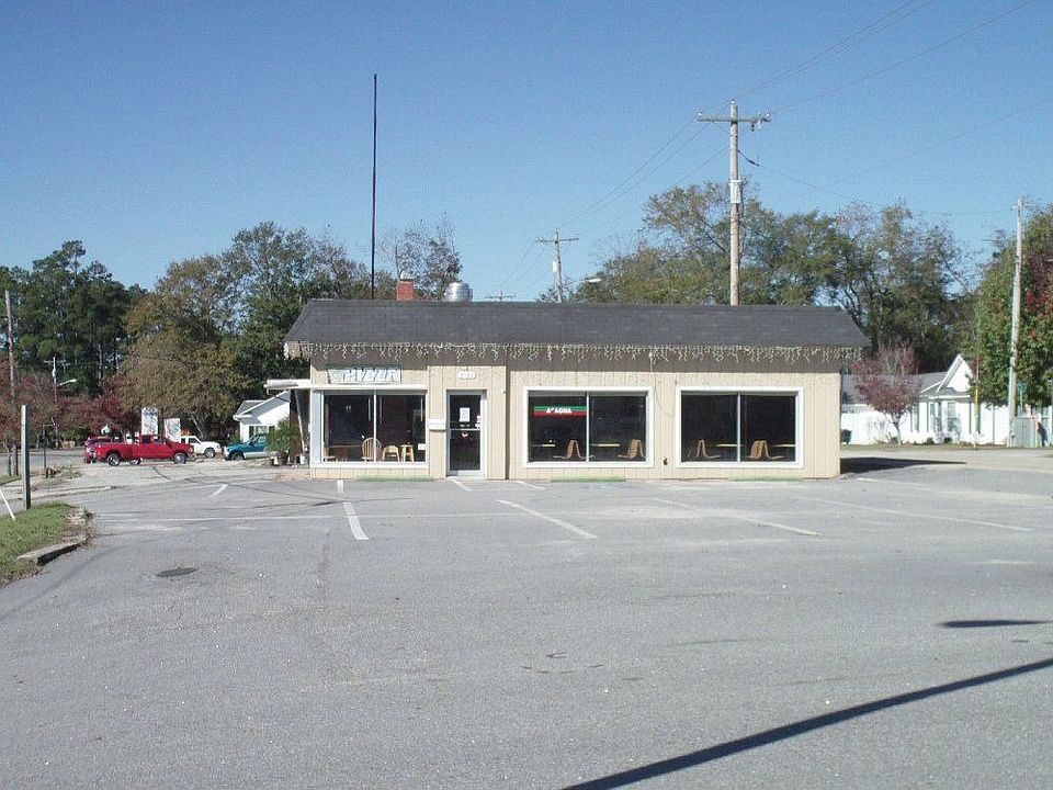 For Sale: 5107 Main St, Loris, SC 29569