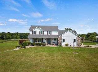 19004 Wesley Chapel Rd, Churubusco, IN 46723