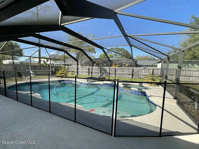 6550 Corsica Blvd — Photo 25